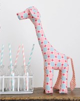 Fat Quarter: Toys 25 Projects to Make From Short Lengths of Fabric