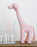 Fat Quarter: Toys 25 Projects to Make From Short Lengths of Fabric