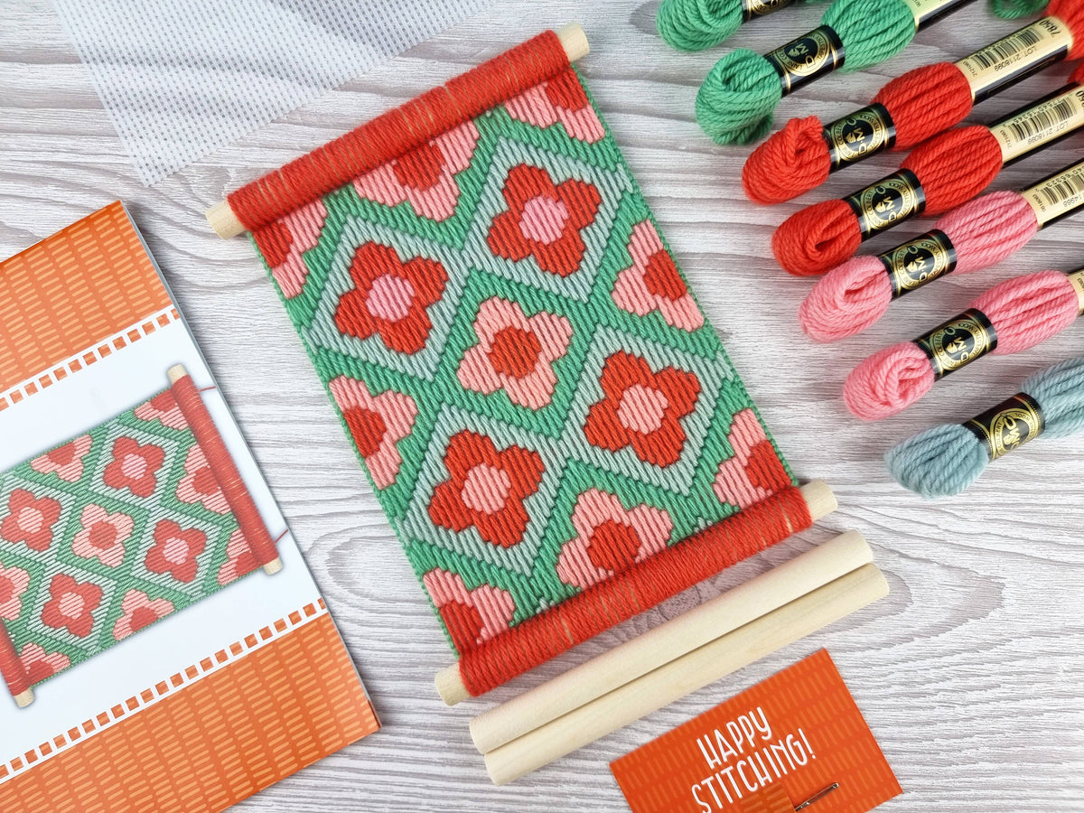 Bargello Kits - Ditsy Daisies Wall Hanging Craft Kit